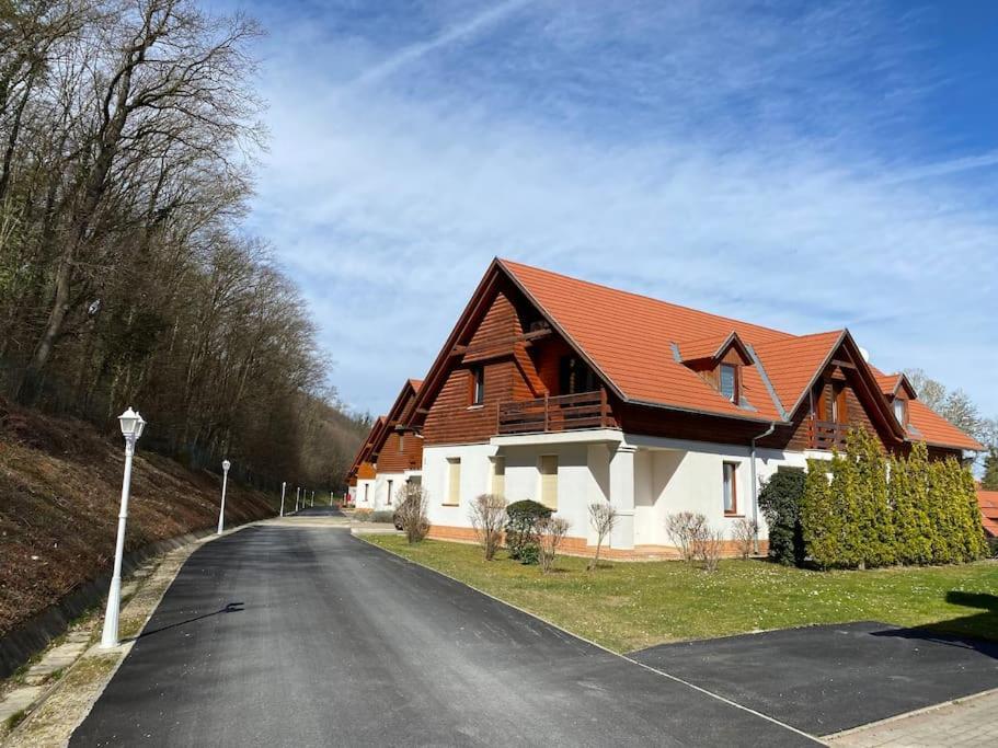 Star Apartman Zalacsány Exteriér fotografie
